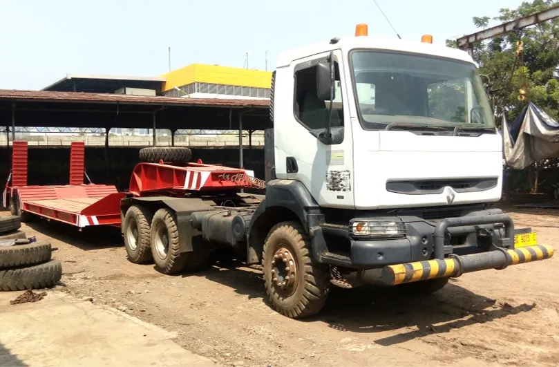 Karoseri Fix Gooseneck Lowbed Trailer