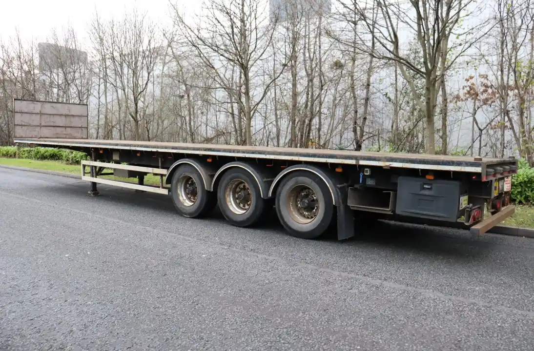 flatbed semi trailer